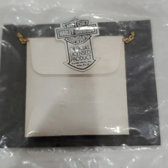 Harley Davidson necklace gold colored 18 inch chain - Picture 4 of 5